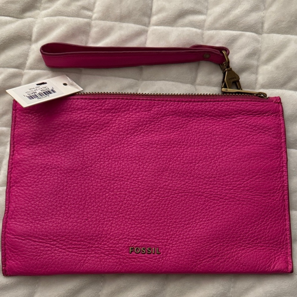 Fossil Fuchsia Leather Wristlet